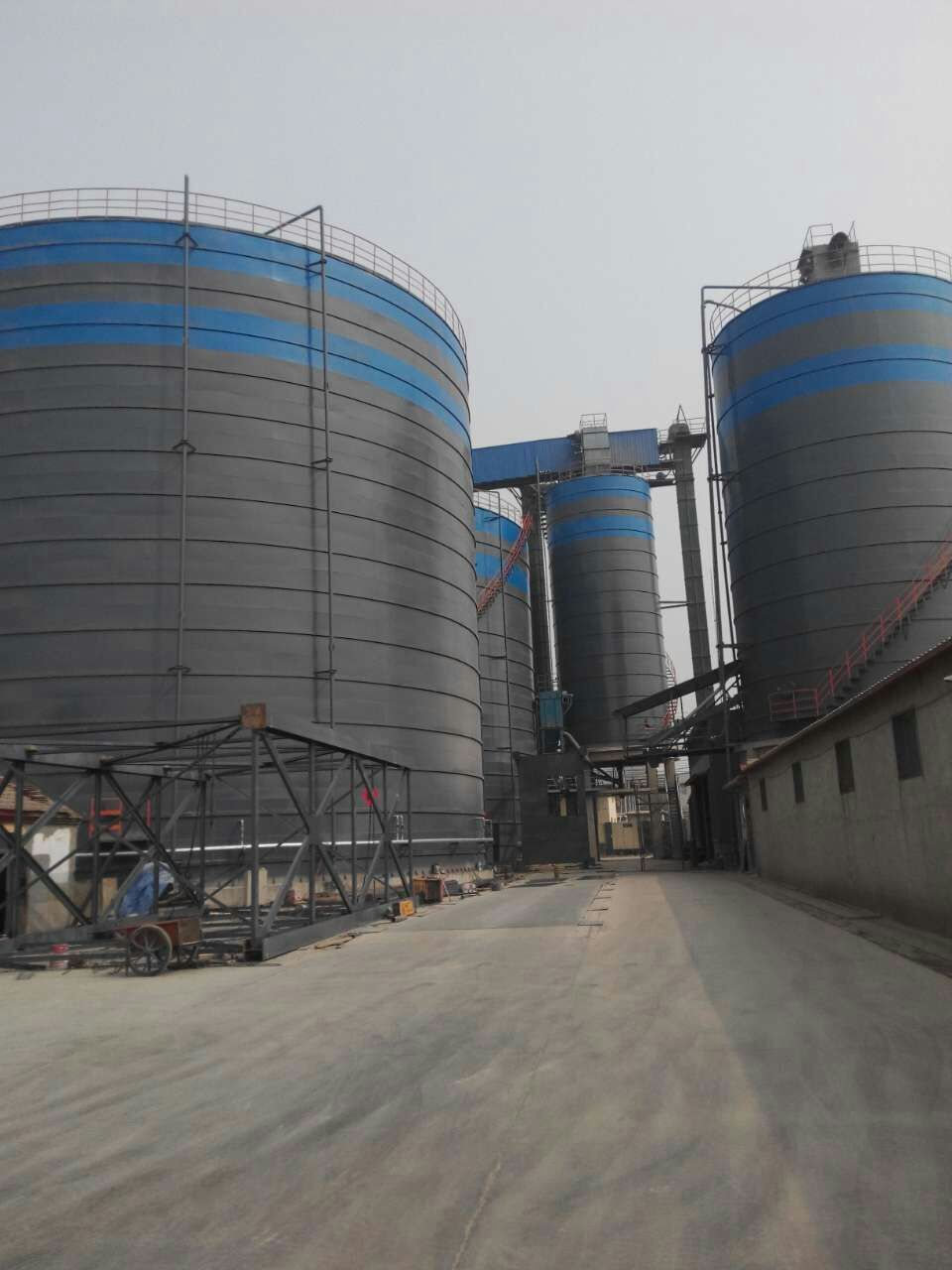 坡心镇粉煤灰储存库基础怎么建造